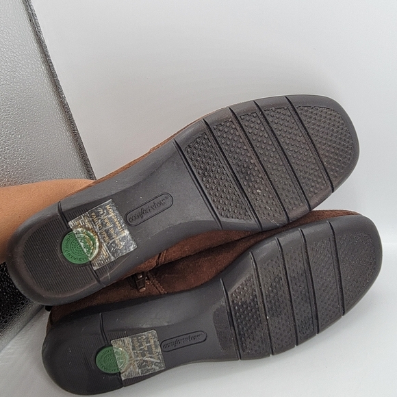 Comfortview Women's The Marion Shootie 7.5 WW Brown Flats Padded Insoles Suede - Picture 3 of 11